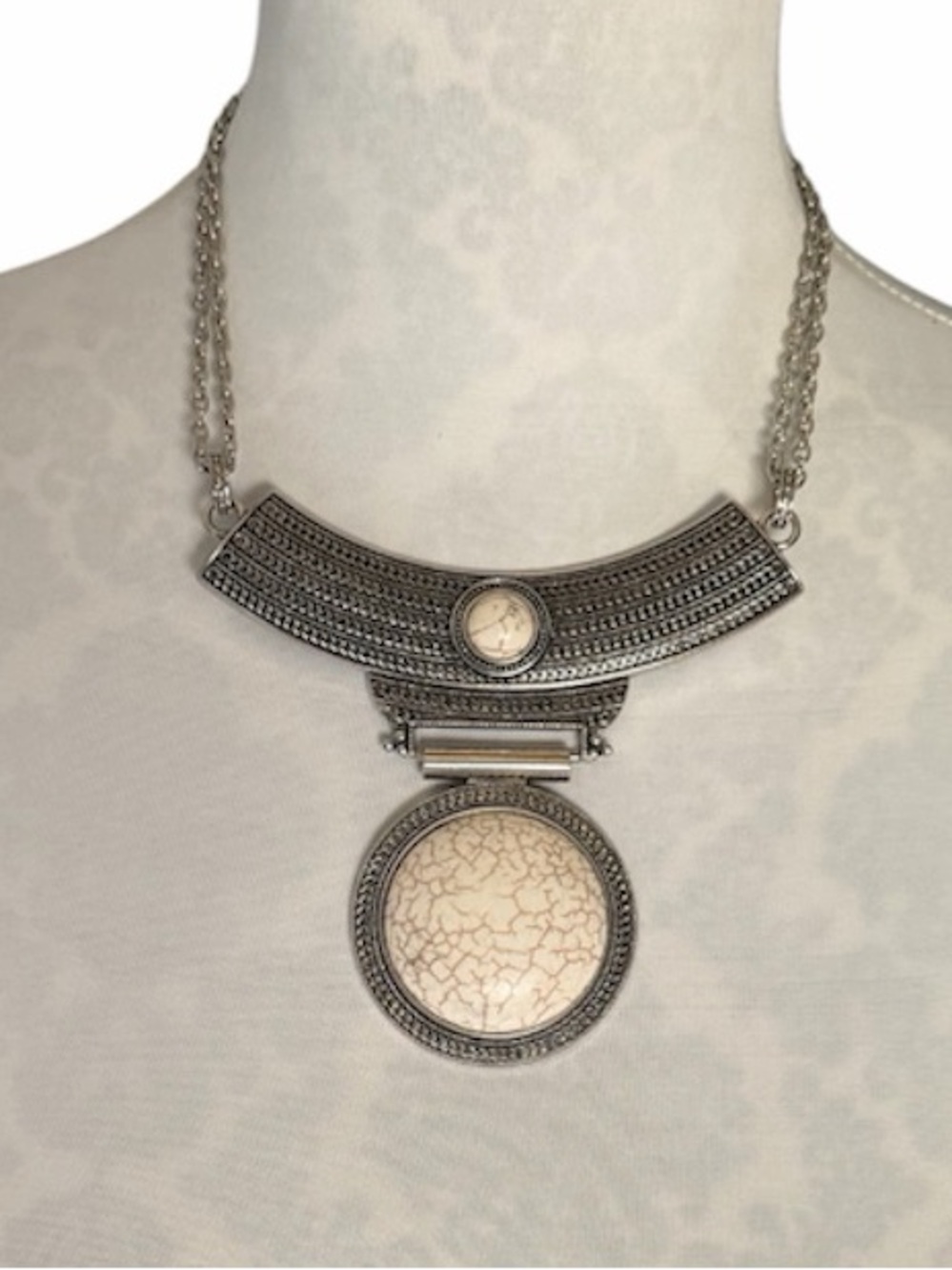 Silver Tone Statement Pendant Necklace  w/ Cream Howlite Style Stone | Boho